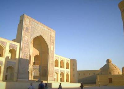 کارت پستال از ازبکستان؛ عمارت پای کلان در بخارا